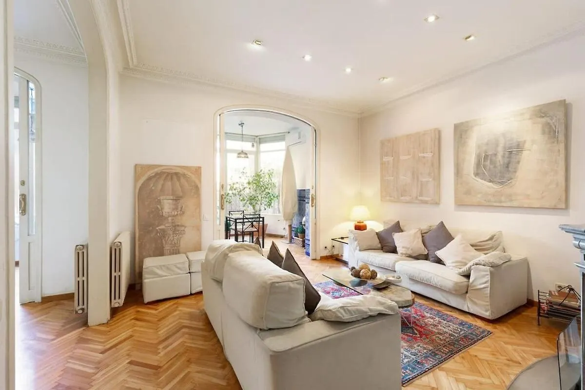 Huge Historic 5Bd With Private Terrace! Διαμέρισμα Βαρκελώνη
