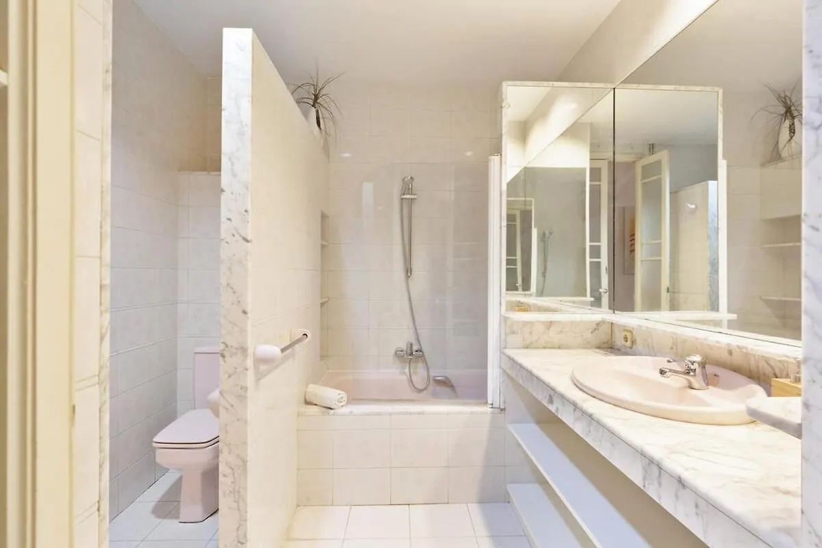 Huge Historic 5Bd With Private Terrace! Διαμέρισμα Βαρκελώνη Ισπανία