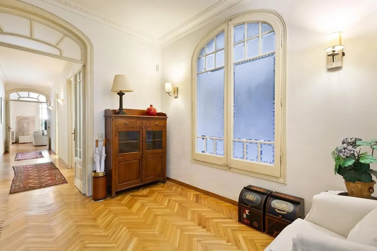 Huge Historic 5Bd With Private Terrace! Διαμέρισμα Βαρκελώνη 0*,